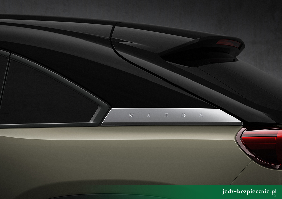 Premiera tygodnia - Mazda MX-30 facelifting - dwukolorowe nadwozie Zircon Sand